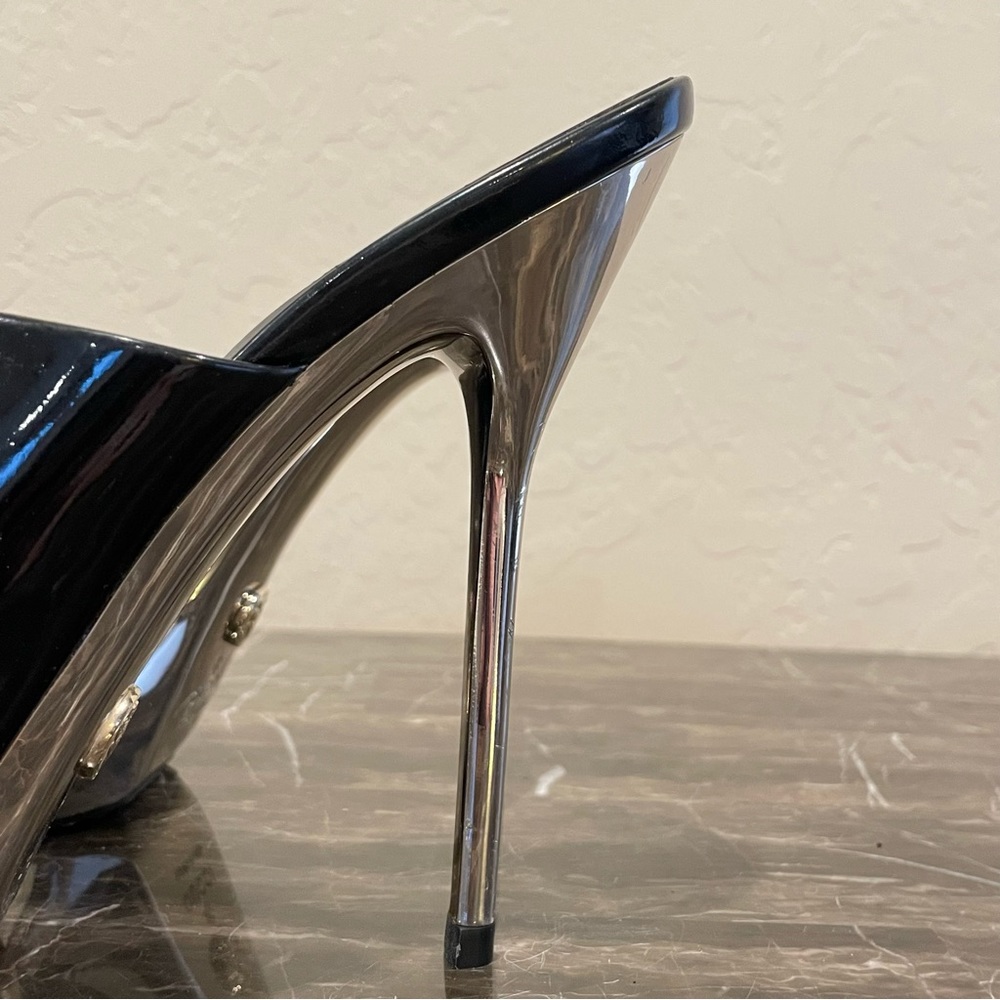 Gucci Patent Leather Peep Toe Stiletto Sandals - Picture 2 of 16